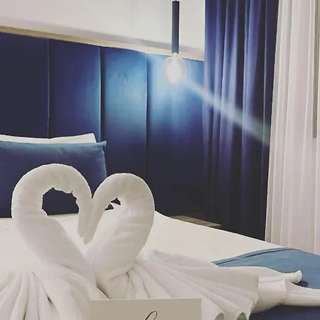 And Smile Daire Mostar