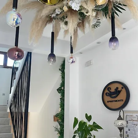 And Smile Daire Mostar